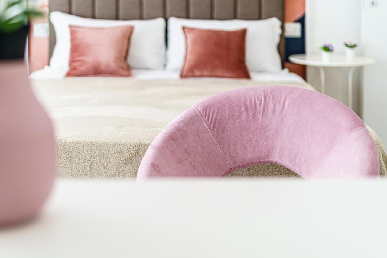Atena Rooms Кальярі Екстер'єр фото
