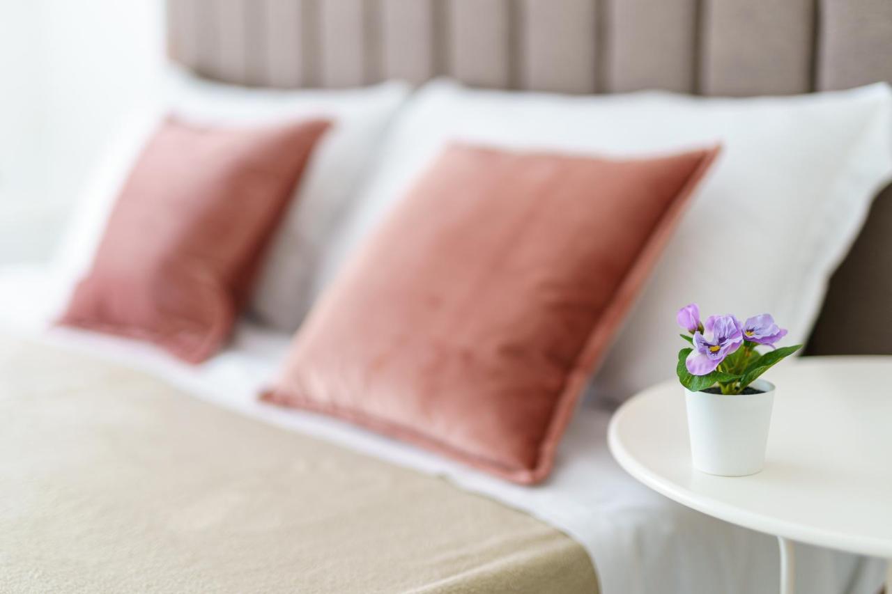 Atena Rooms Кальярі Екстер'єр фото
